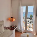 Apartman Beachfront In Center *