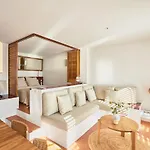 Beachfront In Center