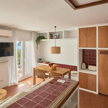 Apartment Beachfront In Center