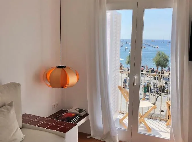 Daire Beachfront In Center *