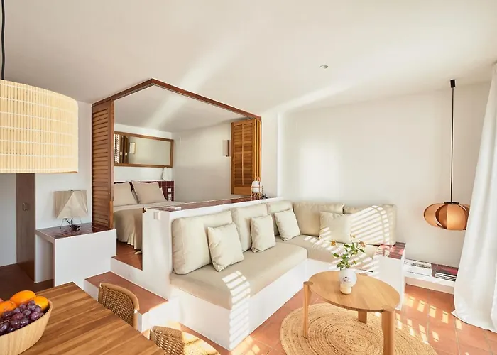 Beachfront In Center